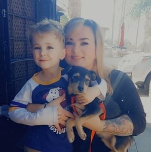 Meet your Posher, Crystal